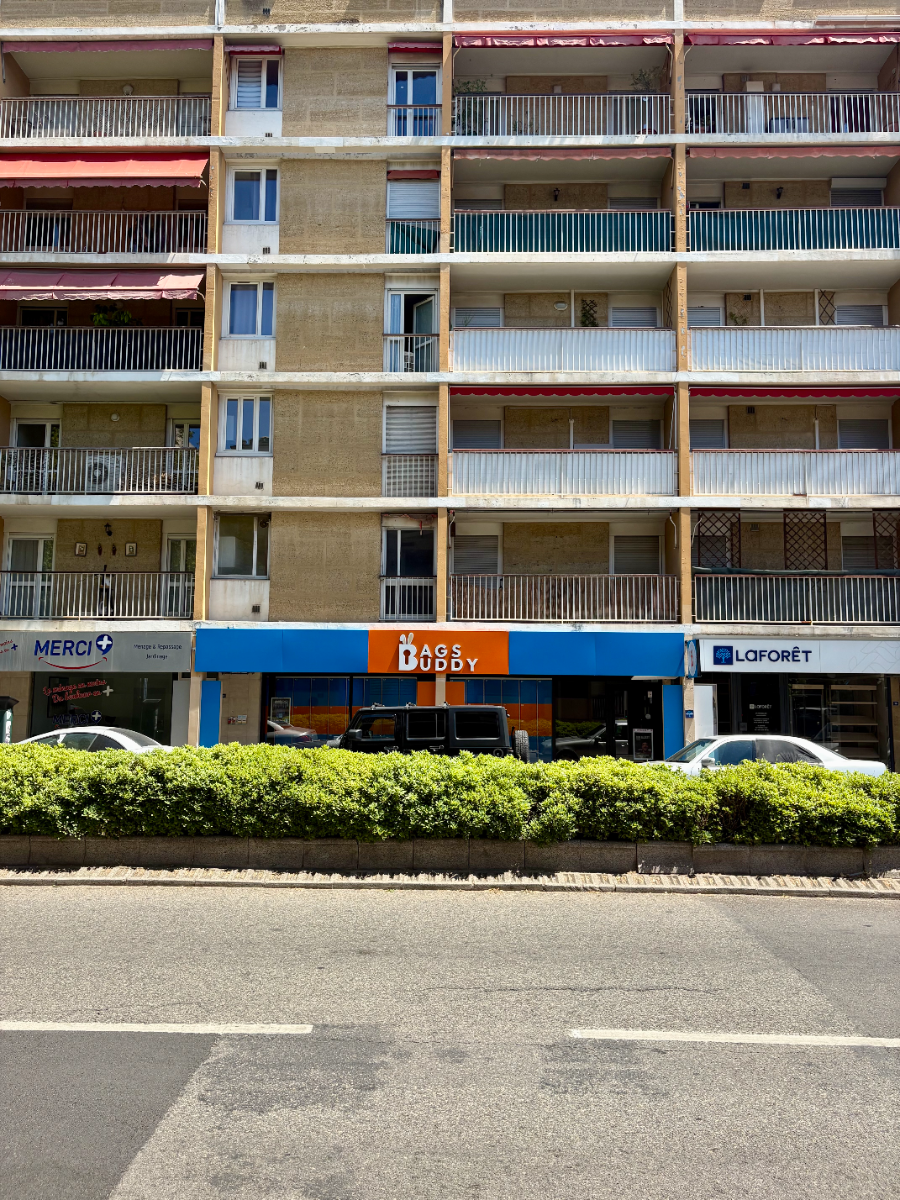 Consigne à clés connectée BagsBuddy – casiers Aix-en-Provence Gare
