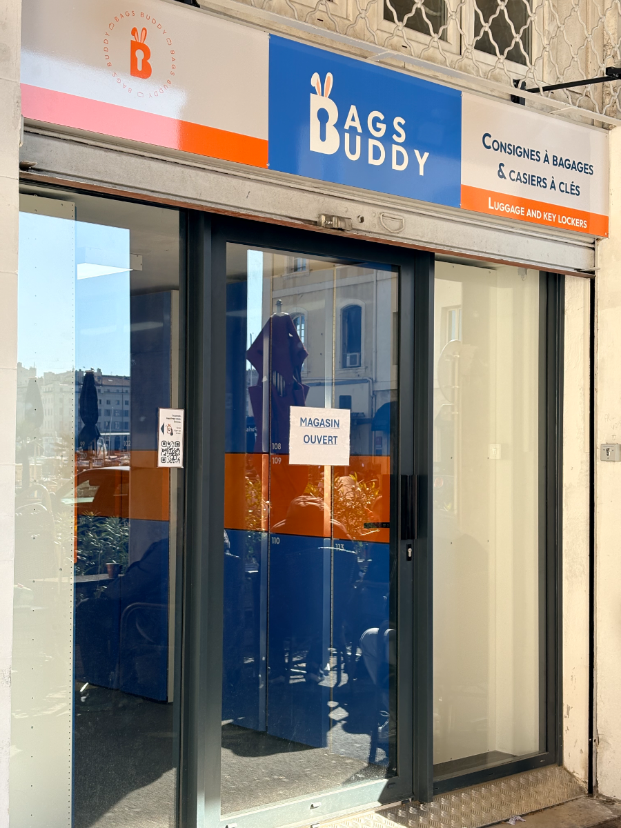 Consigne à clés connectée BagsBuddy – casiers Marseille Vieux-Port République